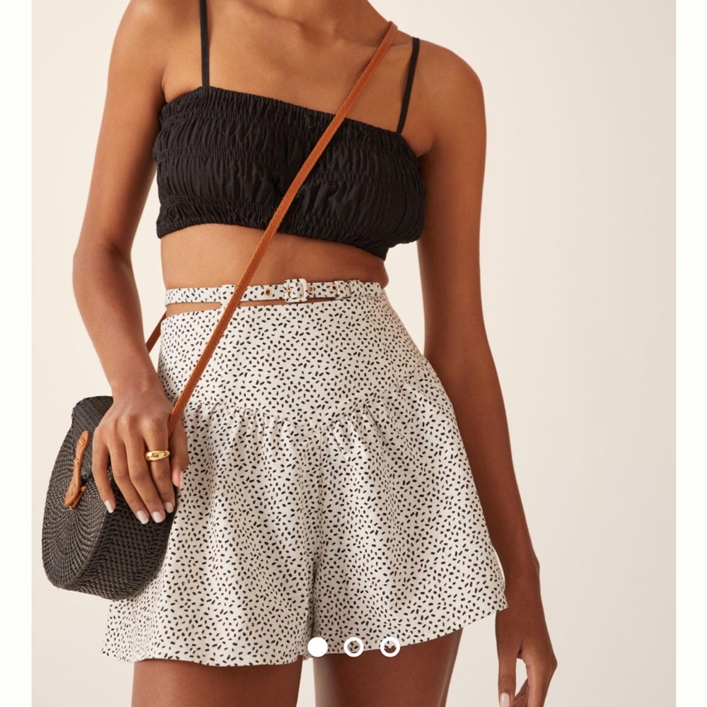 BNWT Corey Lynn Calter belted shorts sz S